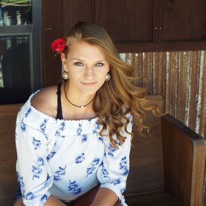 Meet your Posher, Carley